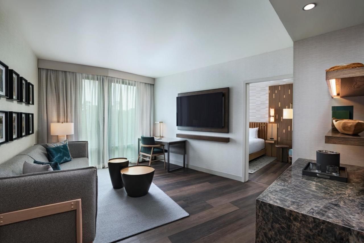 Hyatt Regency Conroe Hotel ภายนอก รูปภาพ