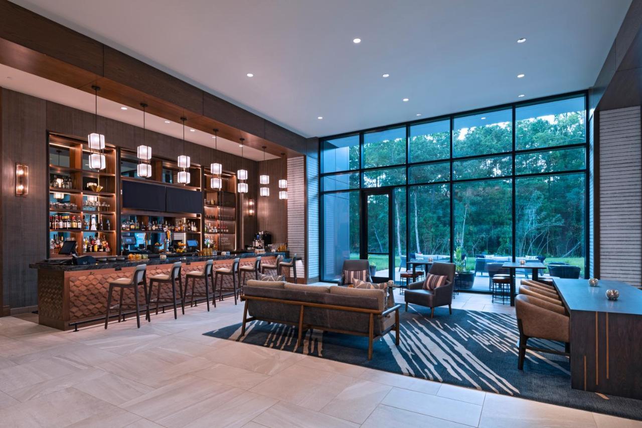 Hyatt Regency Conroe Hotel ภายนอก รูปภาพ